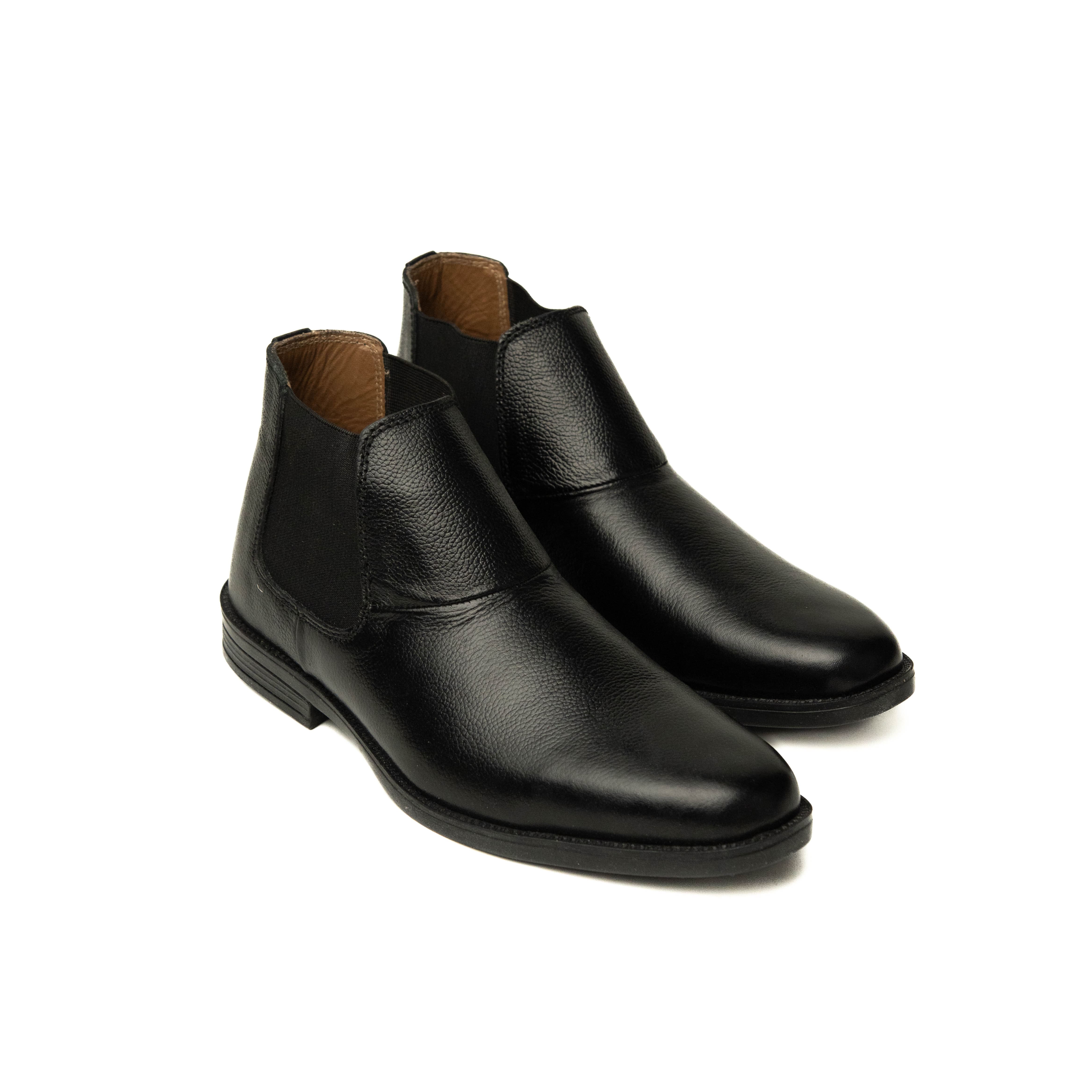 Chelsea Doted Black